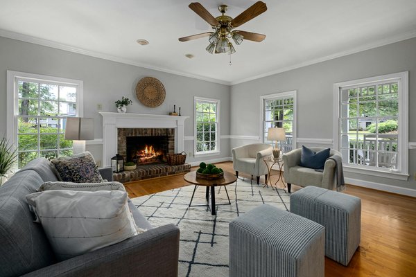 Astuces Ingénieuses pour Donner une Nouvelle Vie à Votre Ancien Râteau