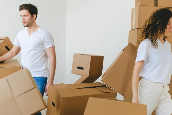 Les secrets de la brocante : conseils pratiques et objets uniques